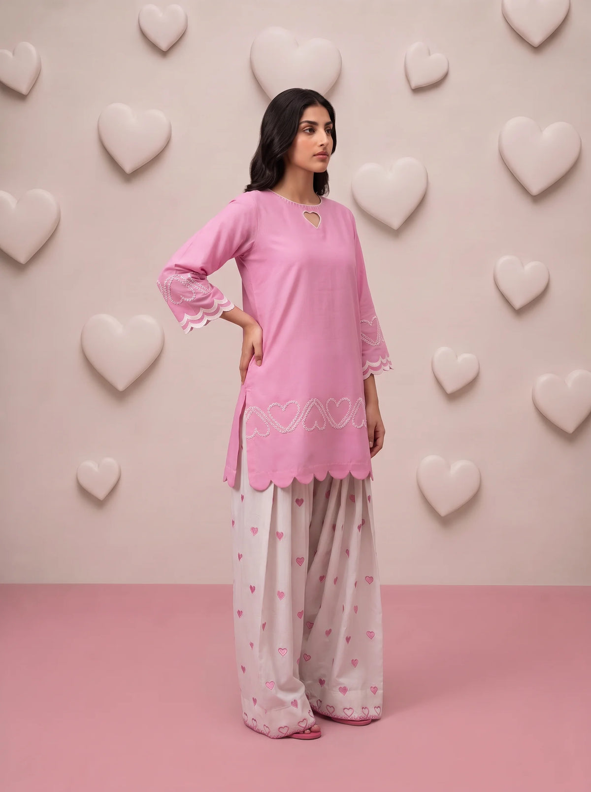 PINK HEARTS