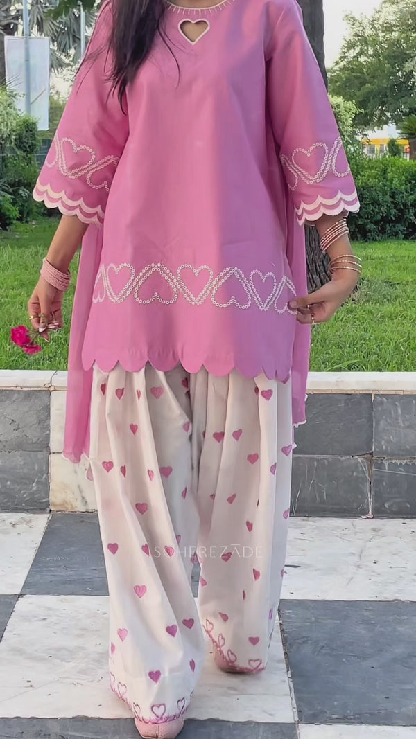 PINK HEARTS